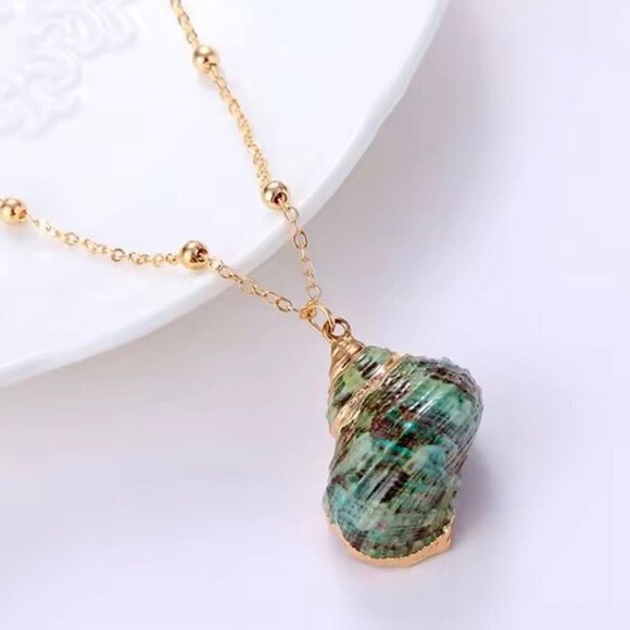 New Real Seashell Pendant Necklace 14K Gold Plated Statement Beaded Chain - Picture 1 of 10